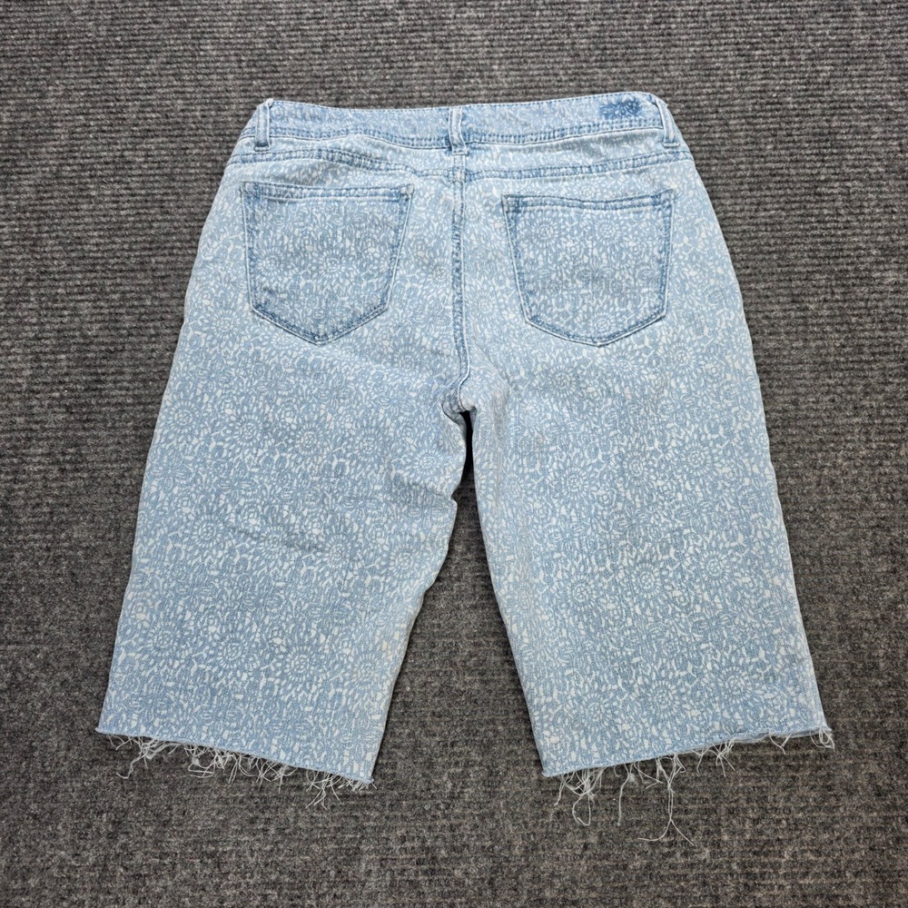 Jordache Skinny Crop Jeans Women's Size 8 Light Blue Floral Lace Print Raw Hem - Picture 2 of 8